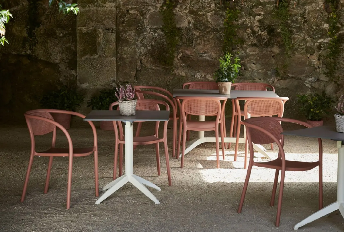 Noon by simplysofas.in